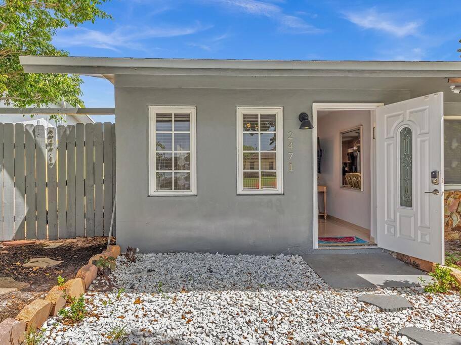 Supervilla - Lakefront - Sunsets, Kayaks, Grill Fort Lauderdale Exterior foto